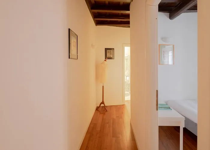Elegante Rifugio In Centro Storico Tra Piazza Del Popolo E Piazza Di Spagna Apartment